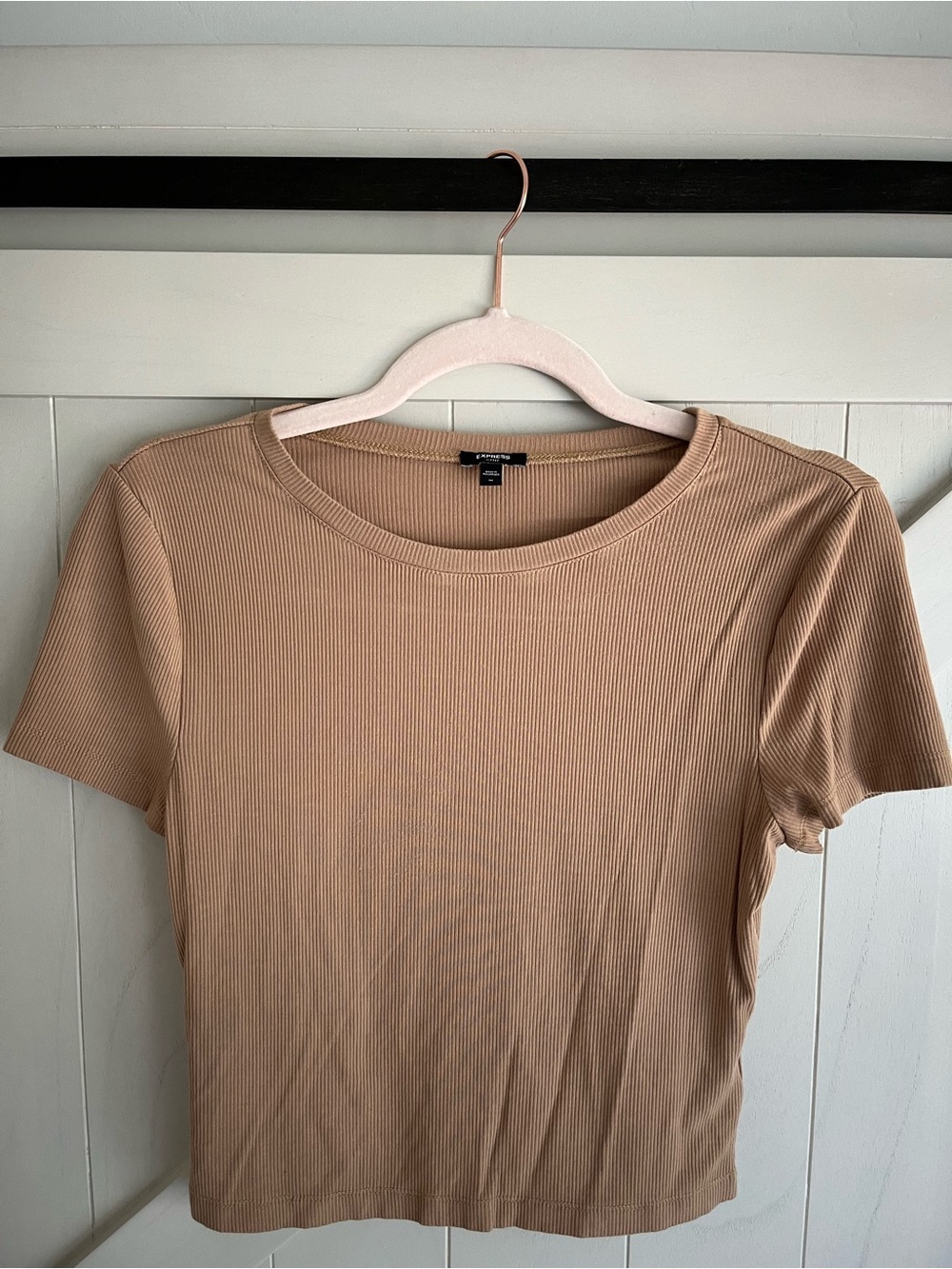 Express Ribbed Short Sleeve Tee - Tan